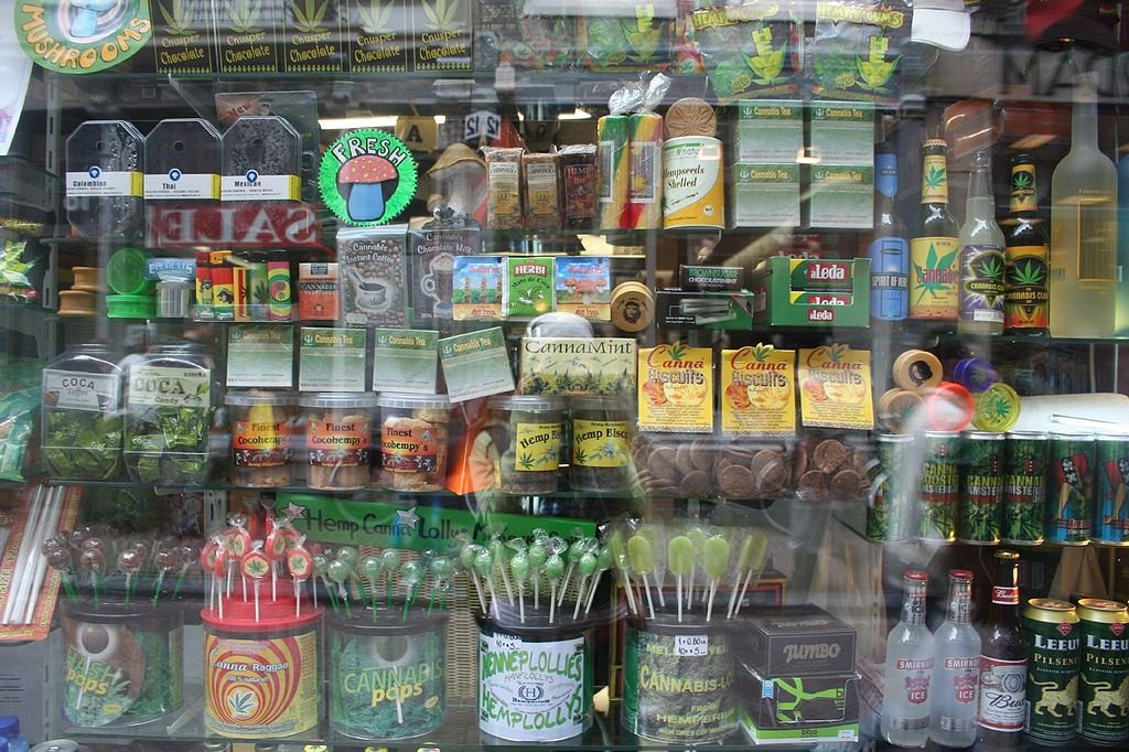 Looking for the perfect 420 edible experience? Dive into our 2026 guide on how to buy 420 edibles online, find 420 edible gummies for sale, and secure fast shipping 420 edibles USA. From THC chocolate edibles to vegan 420 edible gummies, we cover it all!